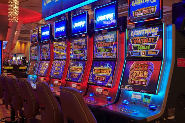 Why does Bitcoin live casino roulette build player trust?