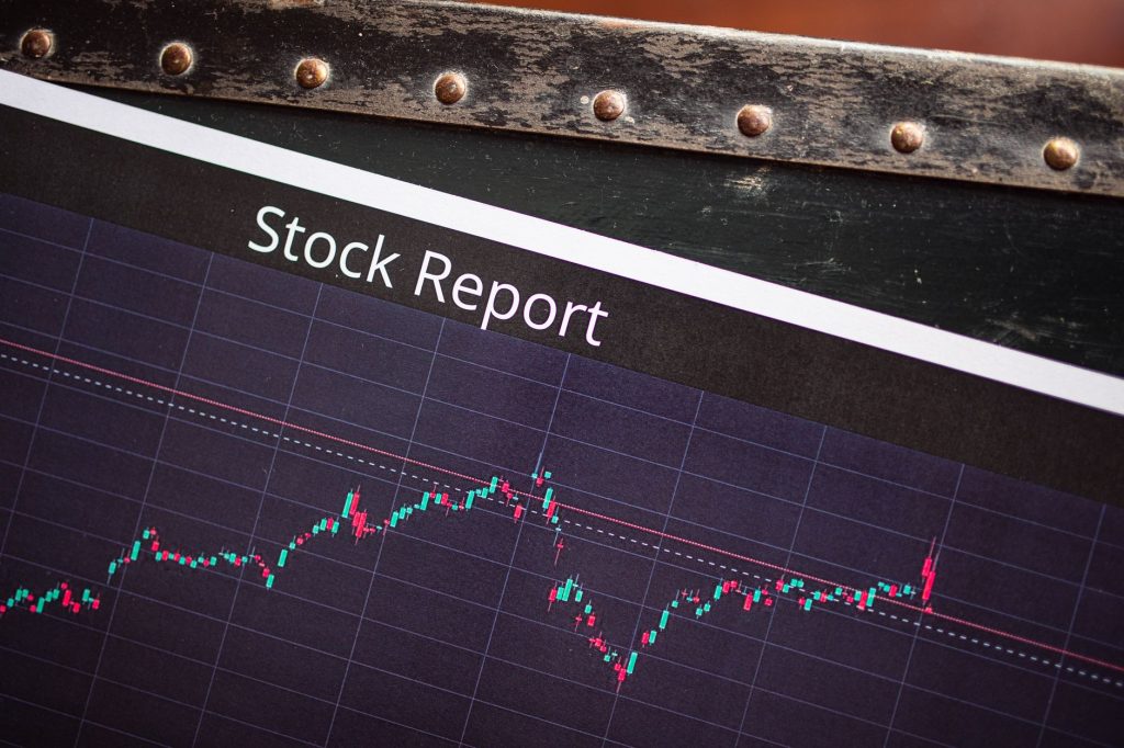 Stock Market Outlook: Is It the Best Time to Invest?
